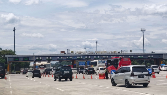 Trans Jawa ‘Diserbu’ Ratusan Ribu Kendaraan, Ini Titik Ramainya