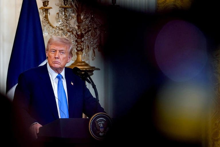 Trump, Sang Sutradara Drama Hanoi, dan Intrik Istana Paris