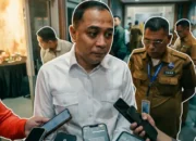 Wali Kota Eri Cahyadi Minta Pengelola Mal di Surabaya Bongkar Pagar Tinggi