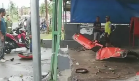 Warga Kesamben Terkejut, Bengkel Diduga Meledak Hebat, Polres Blitar Gerak Cepat Olah TKP