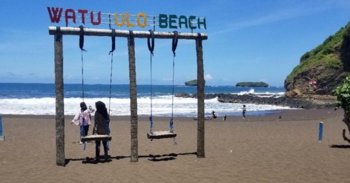 Wisata Pantai Watu Ulo Jember Ditutup, Ini Instruksi Bupati