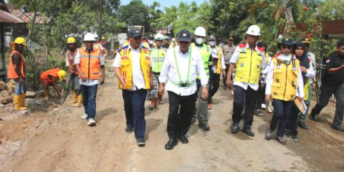 Wow, Pemerintah Serius Bangun Jaringan Jalan Super Mantap!