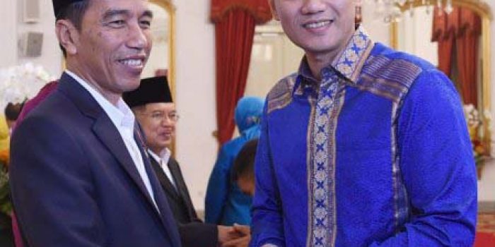 Silaturrahmi Jokowi – Agus Harimurti di Istana Merdeka, Pasangan 2019 ?