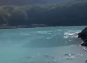 Danau Kawah Hangat dan Diguncang Gempa,PVMBG Pastikan Status Gunung Kelud Tetap Aman Terkendali 10 air di kawah guinung kelud terasa hangat