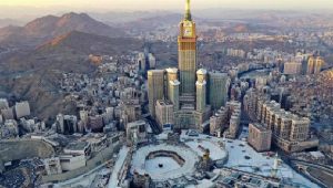 Sama di Masjid Indonesia, di Masjid Nabawi, Jamaah Kehilagan Sandal