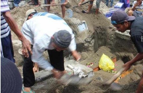 arwah gentayangan korban ledakan mercon di blitar