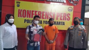 Bapak Tiri Setubuhi Anak tirinya Yang Masih Berumur 12 Tahun