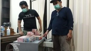 Foto Uang Hasil ‘Jual Beli’ Jabatan Bupati Nganjuk, Beredar