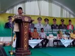 Pemkab Jombang Bagi Bagi Bingkisan ke Abang becak Pemulung dan Pasukan Kuning