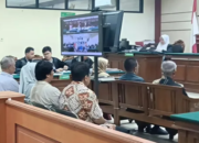 camat banyakan hari utomo di pengadilan tindak pidana korupsi