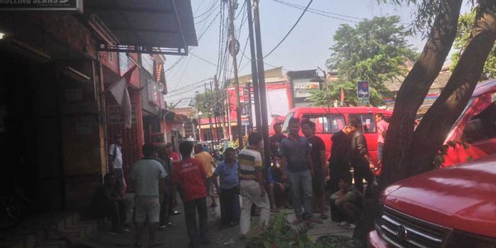 Berebut Timer Kelamaan Antara Dua KWK 16 versus KWK 09 di Pasar Rebo Jakarta Timur