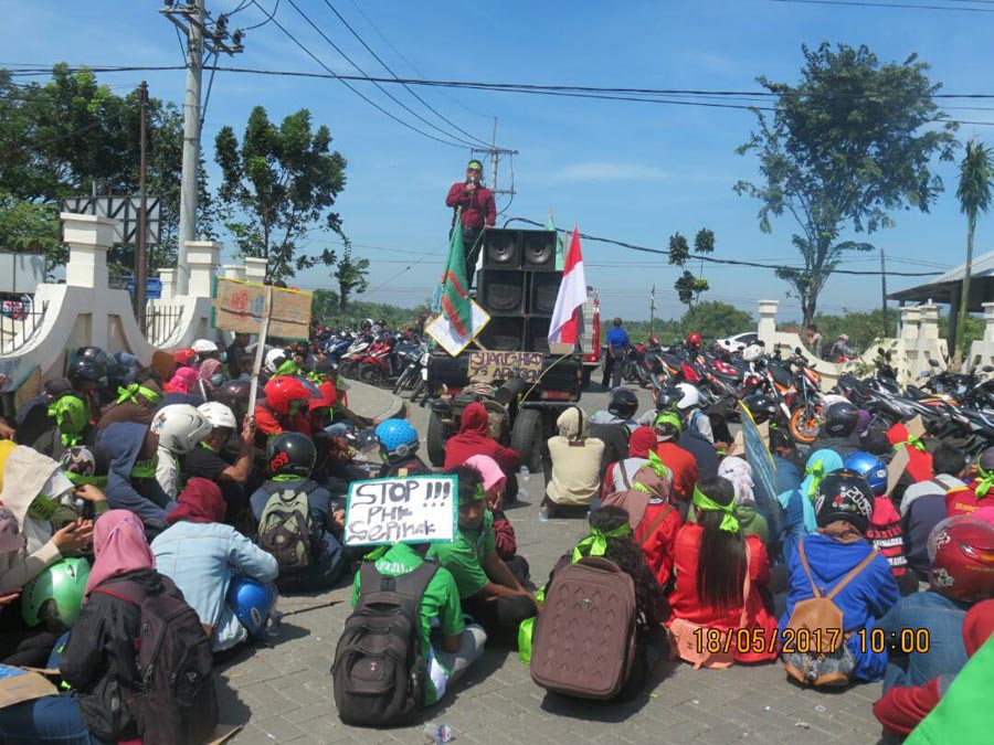 demo nganjuk