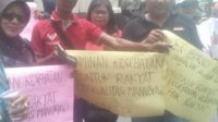 Demo Tuntut Perbaikan Pelayanan Kesehatan