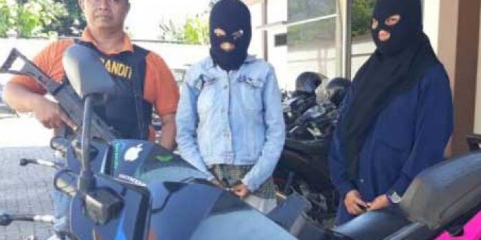 Dua Gadis Masih Muda Ini Maling Motor di Medokan Ayu, Rungkut