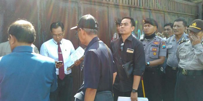 Akibat Kredit Macet, Gudang Bekas Bibit Padi Dieksekusi Pengadilan Nganjuk