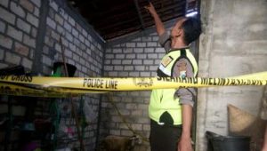 Gantungdiri Misterius di Ruang Makan Dapur, Warga Geger