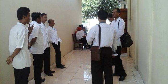 Ratusan Guru Honorer K1 Gugat Bupati Taufiqurhman – Sidang Perdana Digelar Awal September