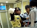 Istri Jendral Polisi Ngamuk dan Tampar Petugas Bandara, Ini Kronologisnya..