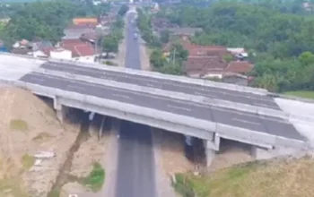 Proyek Tol Kediri Tulungagung Mandek, Nasib Warga Terdampak Tol Kediri-Tulungagung Kini di Titik Nadir 4 Proyek Tol Kediri - Tulungagung Mandek, Nasib Warga Terdampak Tol Kediri-Tulungagung Kini di Titik Nadir