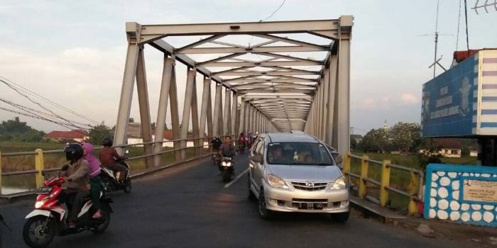 H-4 Arus Lalu Lintas di Jembatan dan Pertigaan Ploso Masih Landai