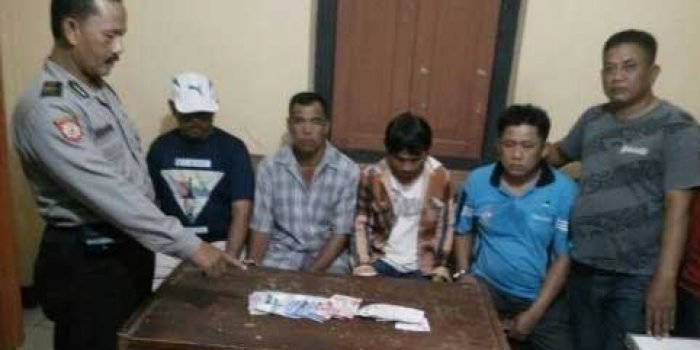 Arena Judi Remi di Kayen Diobral, Empat Penjudi Digiring ke Polsek Bareng