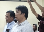 Dua Kades di Kediri Nyaris Bentrok, Dituding Bawa Uang Suap Perangkat Desa, Kades Jabon Febriyanto Emosi