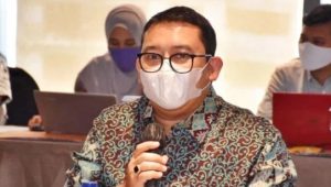 Kucuran Anggaran Pembangunan Kolam Renang Kantor Dari BSSN Senilai 1,8 Milyar Kelewat Fantastis , Fadli Zon Sindir Itu Tidak Rasional –