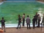 Tak Bisa Berenang , Bocah 8 Tahun Tewas Tenggelam di  Kolam Renang Surowono