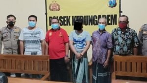 Kolektor BH dan CD Wanita Ini Mencuri Pakaian Dalam dari Jemuran