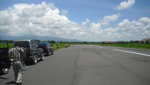 REALISASI LAPTER DI PONGGOK BLITAR TERKENDALA PEMBEBASAN LAHAN.