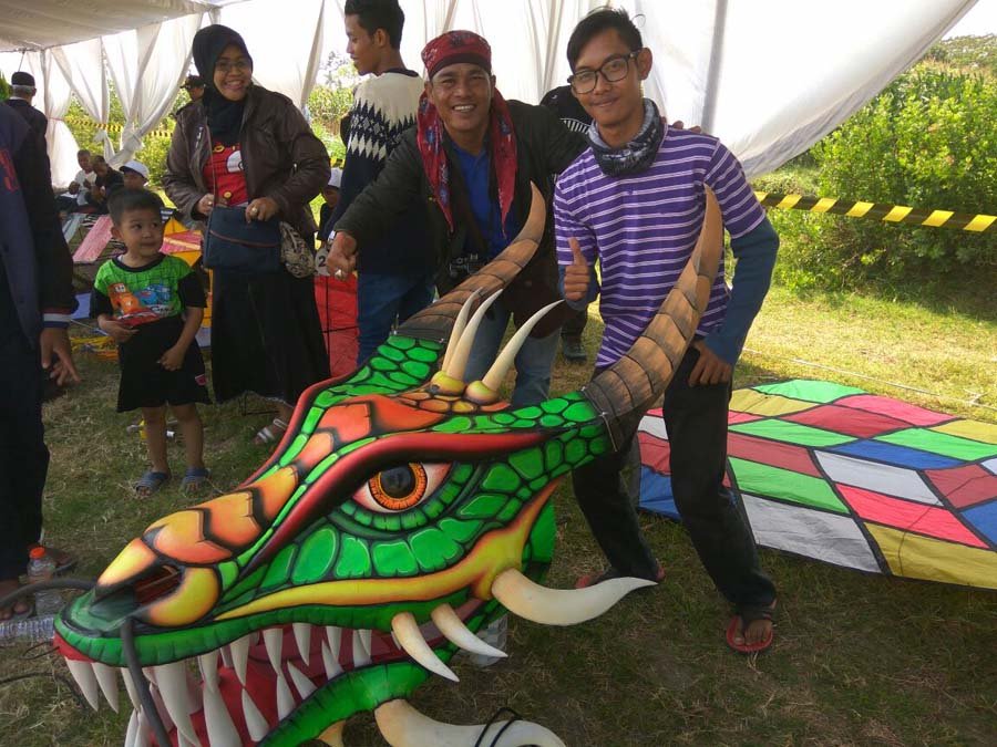 festival layang layang