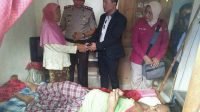 Lumpuh 20 Tahun Warga Jenu Mendapat Simpati Dari DPRD dan Kapolres Tuban