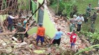 Rumah Rata Tanah Diterjang Tanah Longsor di Kaki Gunung Wilis