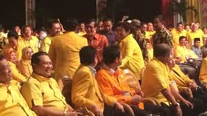 Kader Golkar Minta Munas Golkar Dihentikan