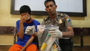 Pagi Pagi Nyabu, Keceng Tulungrejo Kecekel Polisi