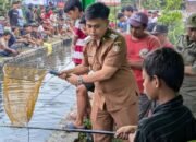 Mancing Bareng Wali Kota Blitar Diserbu Warga, Sekaligus Gelar Pangan Murah