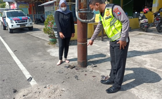 Nabrak Tiang Listrik, Ada Benjolan, Sepasang Kakek Nenek, Mati