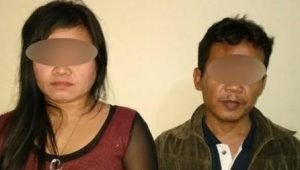 Begini Cara Dua Sejoli Beradekan Erotis Dalam ‘Live Sex Show’ – Menonton Cuma Rp.600 ribu, Ikut Join Rp.2 Juta