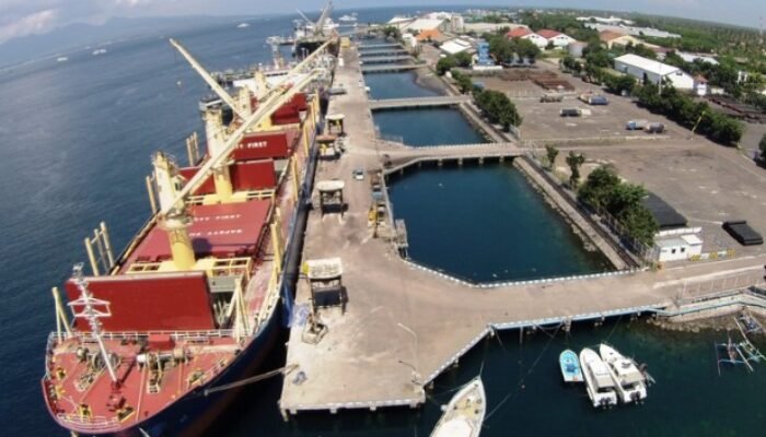 Menkeu Purbaya Ganti Pejabat Bea Cukai di Lima Pelabuhan Utama Indonesia