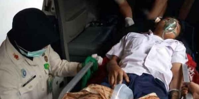 Turun dari Angkot, Siswa SMKN Dipanah Hingga Tembus Kepala – Darah Bersimbah ke Wajah