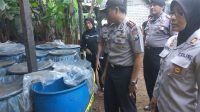 Kapolres Tuban Pimpin Penggrebekkan Pabrik Arak di Widengan