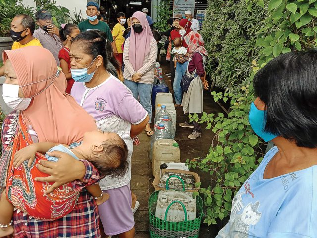 Pengusaha Diduga Enggan Jual Minyak Goreng Sesuai HET