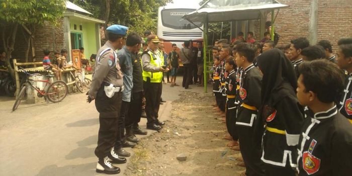 Kapolsek Kertosono Beri Pengarahan Pesilat Kera Sakti