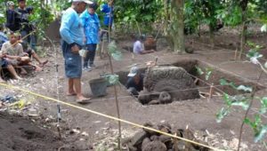 Pusat Penelitian Arkeologi Nasional Teliti Peninggalan Purbakala  di Dusun Candi, Adan-adan, Gurah, Kediri