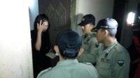 Kakek Bau Tanah Kencani PSK di Warung Remang remang