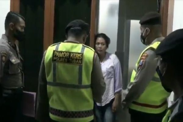 Tertangkap di Kamar Hotel Hanya Pakai Handuk, 4 Pasangan Mesum Kena Sanksi