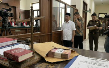 Ilustrasi rencana tuntutan jaksa JPU kasus suap perangkat desa ( foto : Ilustrasi AI generated )