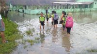 Janji Dikpora Hanya Angin Surga, SDN 1 Kemlokolegi Langganan Dikepung Banjir