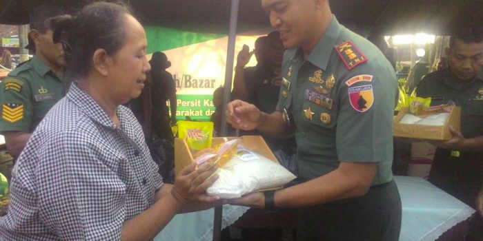 Kodim 0809 Kediri Adakan Pasar Murah Bagi Warga Yang Kurang Mampu