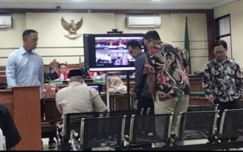 Dua Staf Bupati Dhito Terseret di Pusaran Jual Beli Perangkat Desa di Kediri, Kabag Hukum Tak Akui Buat Perbup